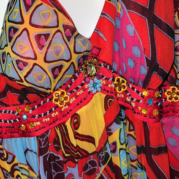 Flowy halter silk dress - Picture 4 of 9